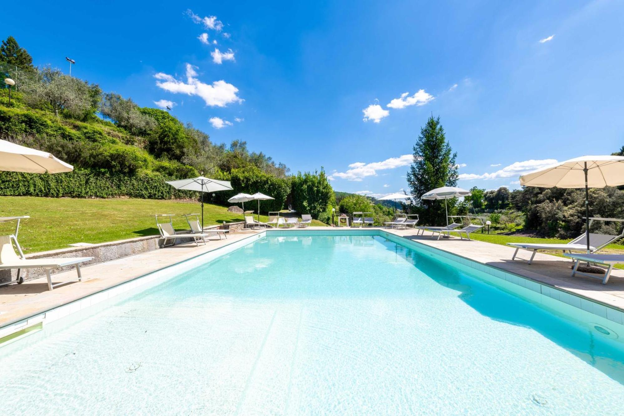 La Ferriera Exclusive Resort - Pool & Waterfall Loro Ciuffenna Zewnętrze zdjęcie