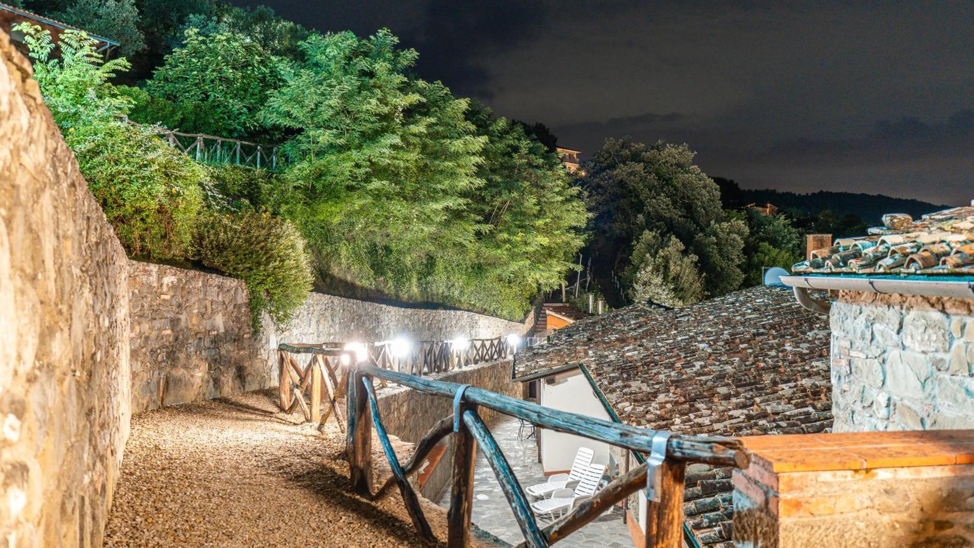 La Ferriera Exclusive Resort - Pool & Waterfall Loro Ciuffenna Zewnętrze zdjęcie